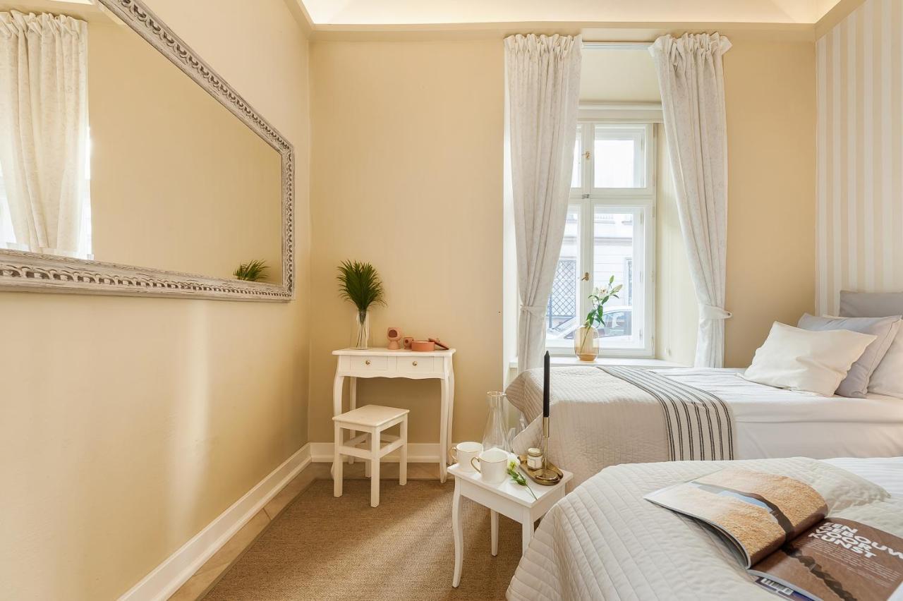 Roma Apartment - Loftaffair Краков Экстерьер фото